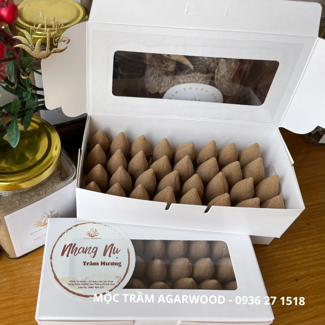 Premium Backflow Agarwood Incense Cones – 100% Natural Vietnamese Oud (32 Cones Box)